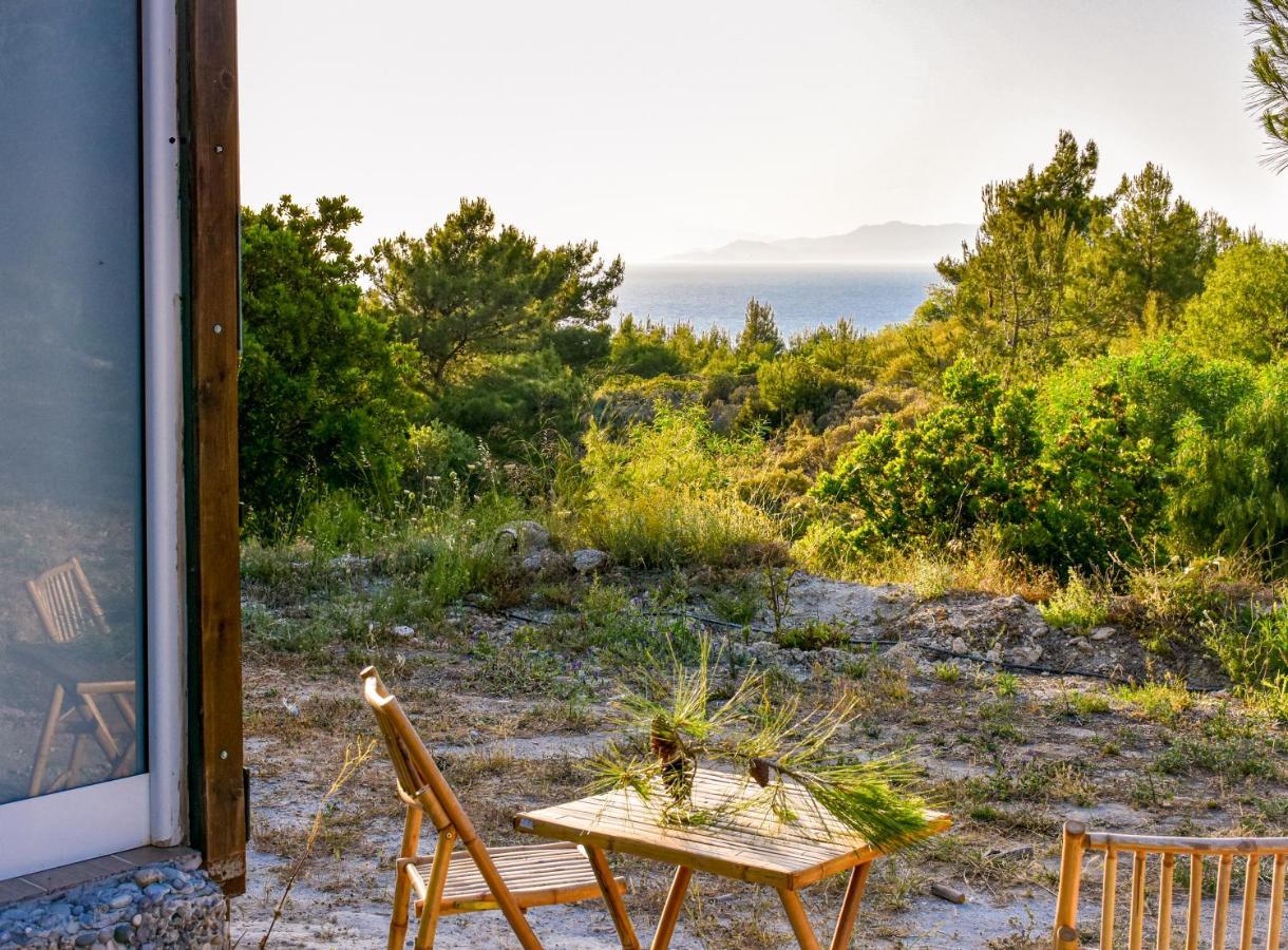 Drolma Ling Nature Cabins Theologos  Luaran gambar