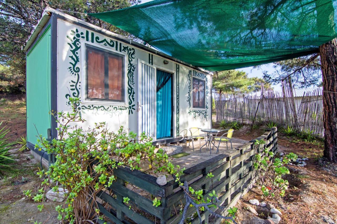 Drolma Ling Nature Cabins Theologos  Luaran gambar