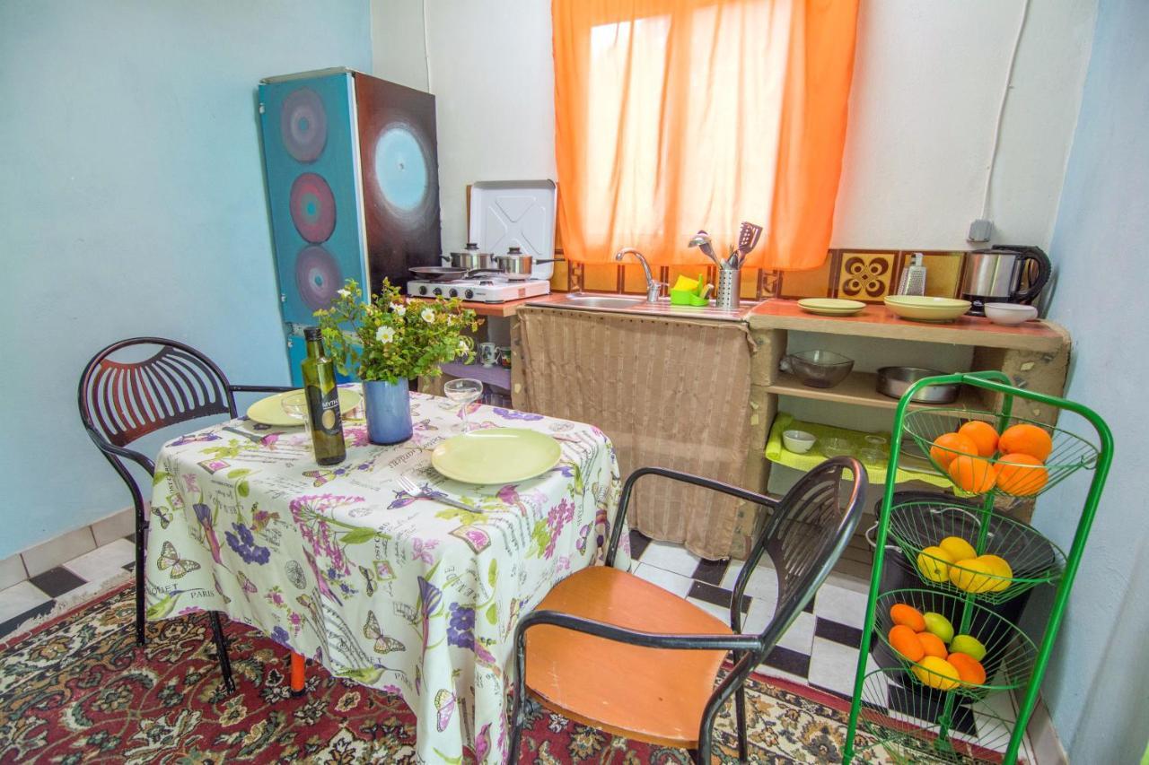 Drolma Ling Nature Cabins Theologos  Luaran gambar